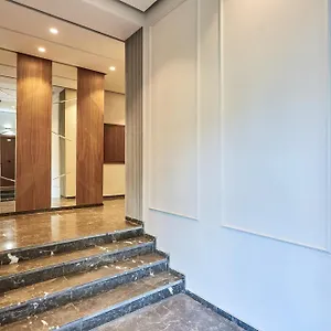 Appartement Sleek And Modern 2-bed Unit In Downtown Casa, Casablanca